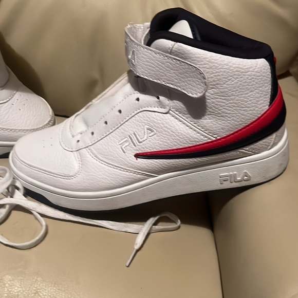 Men's Fila Sneakers - Picture 5 of 5
